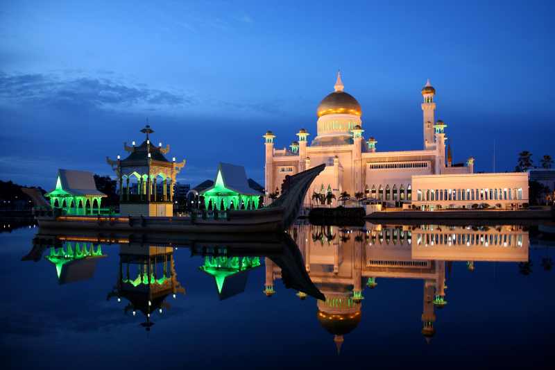 Llamar a Brunei. Prefijo:673